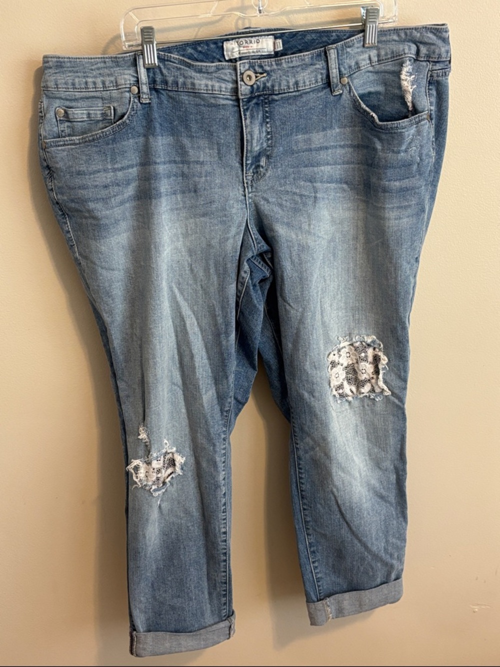 Torrid boyfriend jeans size 20 lace detail